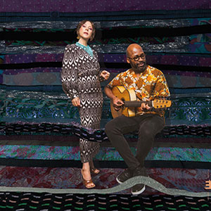 Review of Gretchen Parlato and Lionel Loueke: Lean In