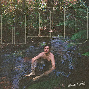 Review of Amú